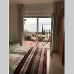 Breathtaking Sea View App For 2+1, Bbq ...... Appartement *